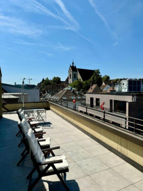 Penthouse Rooftop Loft, 200sq, 2 floors in city center- 5min Bhf SBB